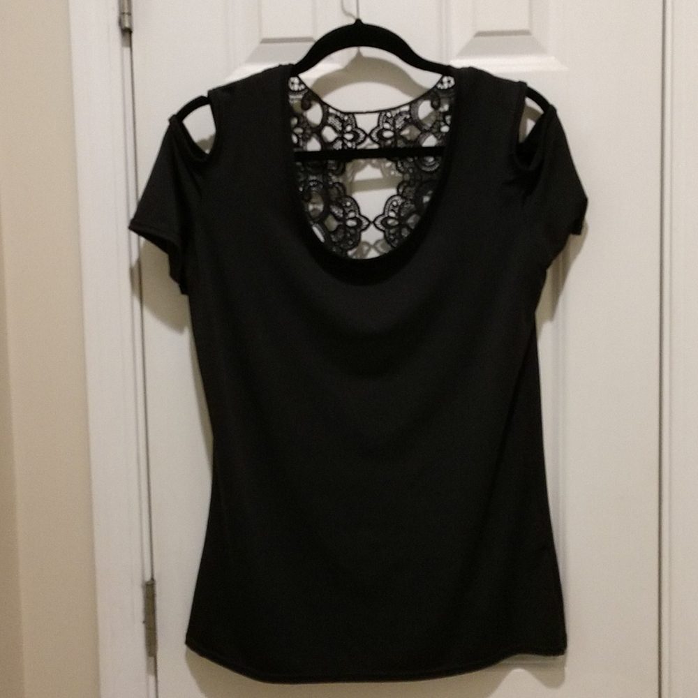 Cold shoulder top with lace detail